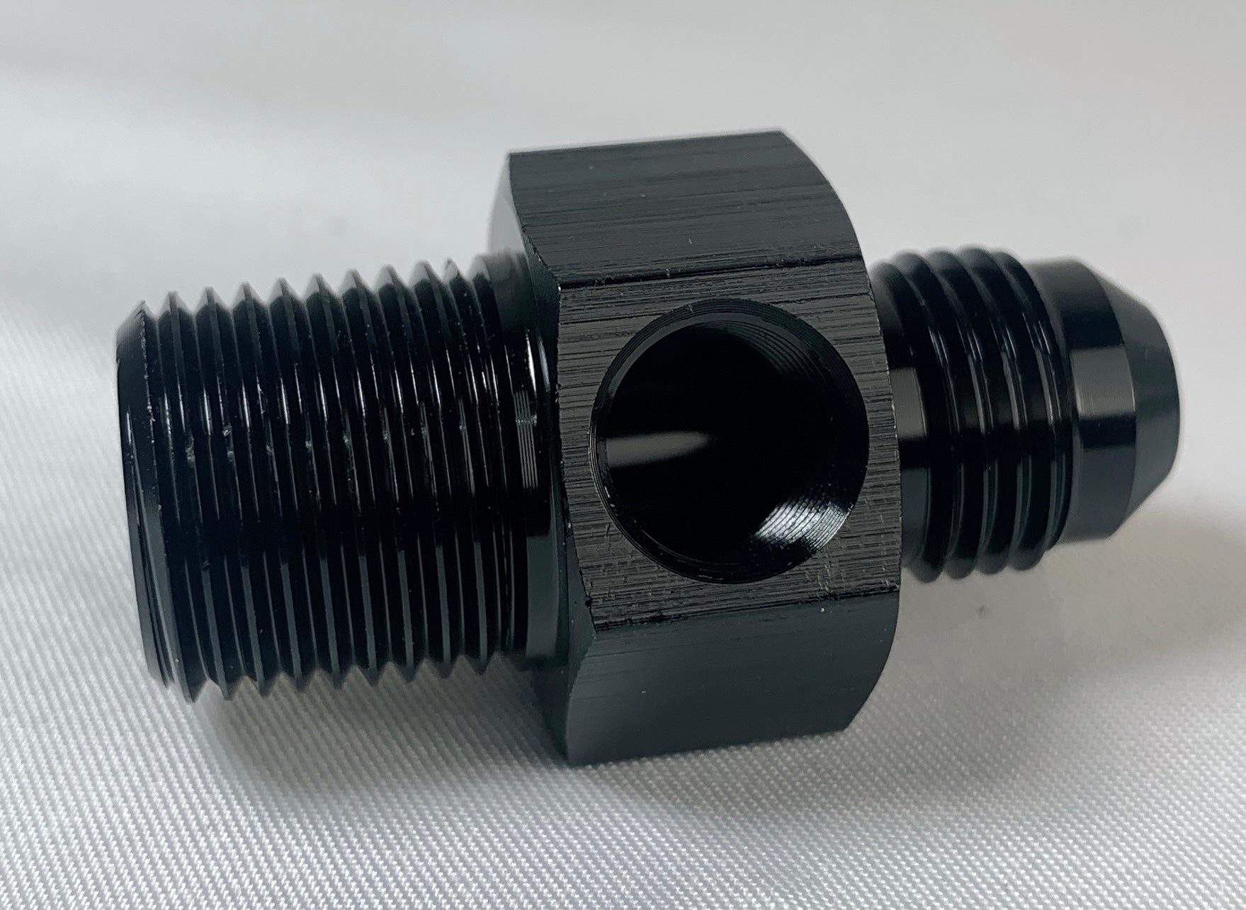 Gauge port or pressure port AN adapter fitting